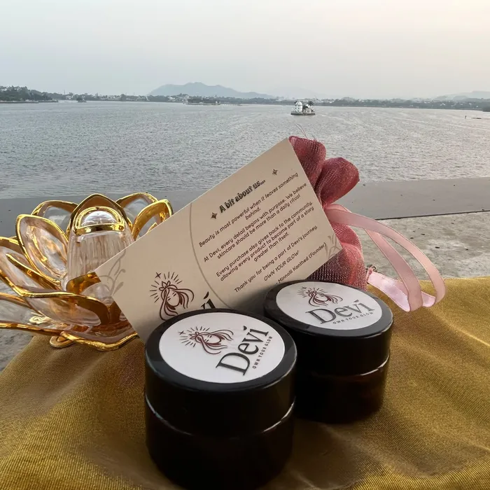 A Devī gift set laid out by the water