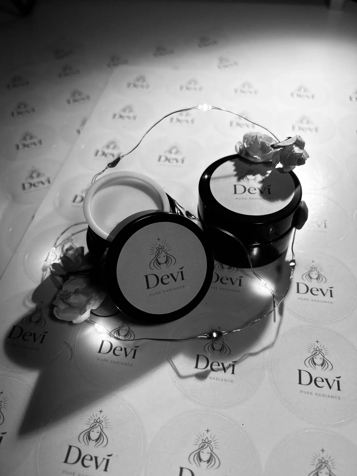 Devī labels